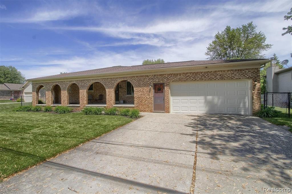 48969 Callens Road Chesterfield, MI 48047 - Photo 1 of 34