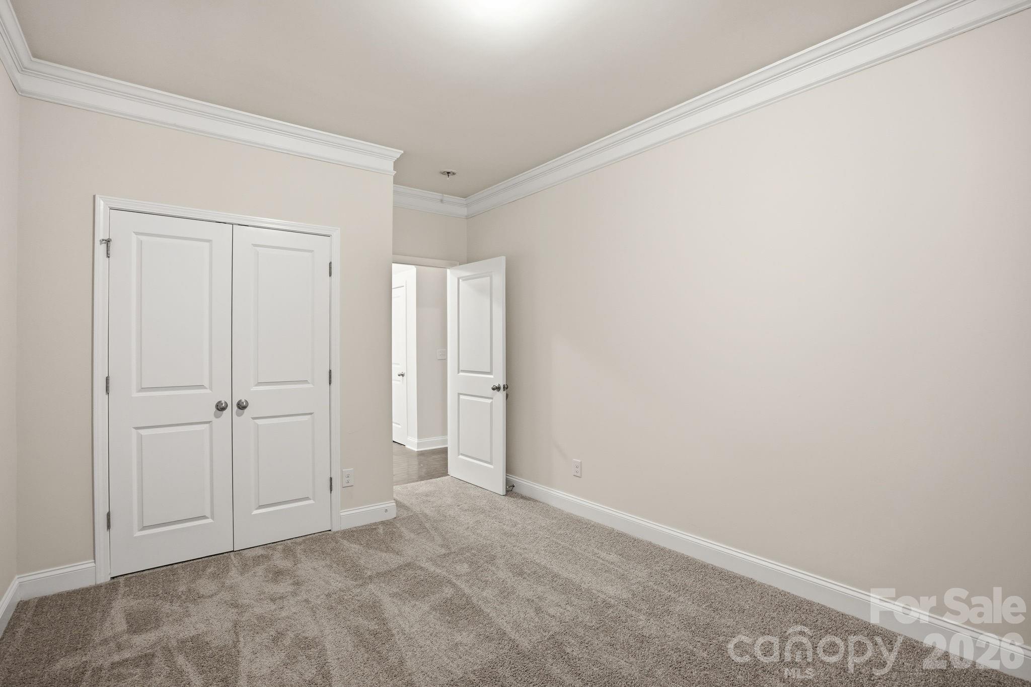 8924 Inverness Bay Road Charlotte, NC 28278 - Photo 16 of 40 Gallery Image 16