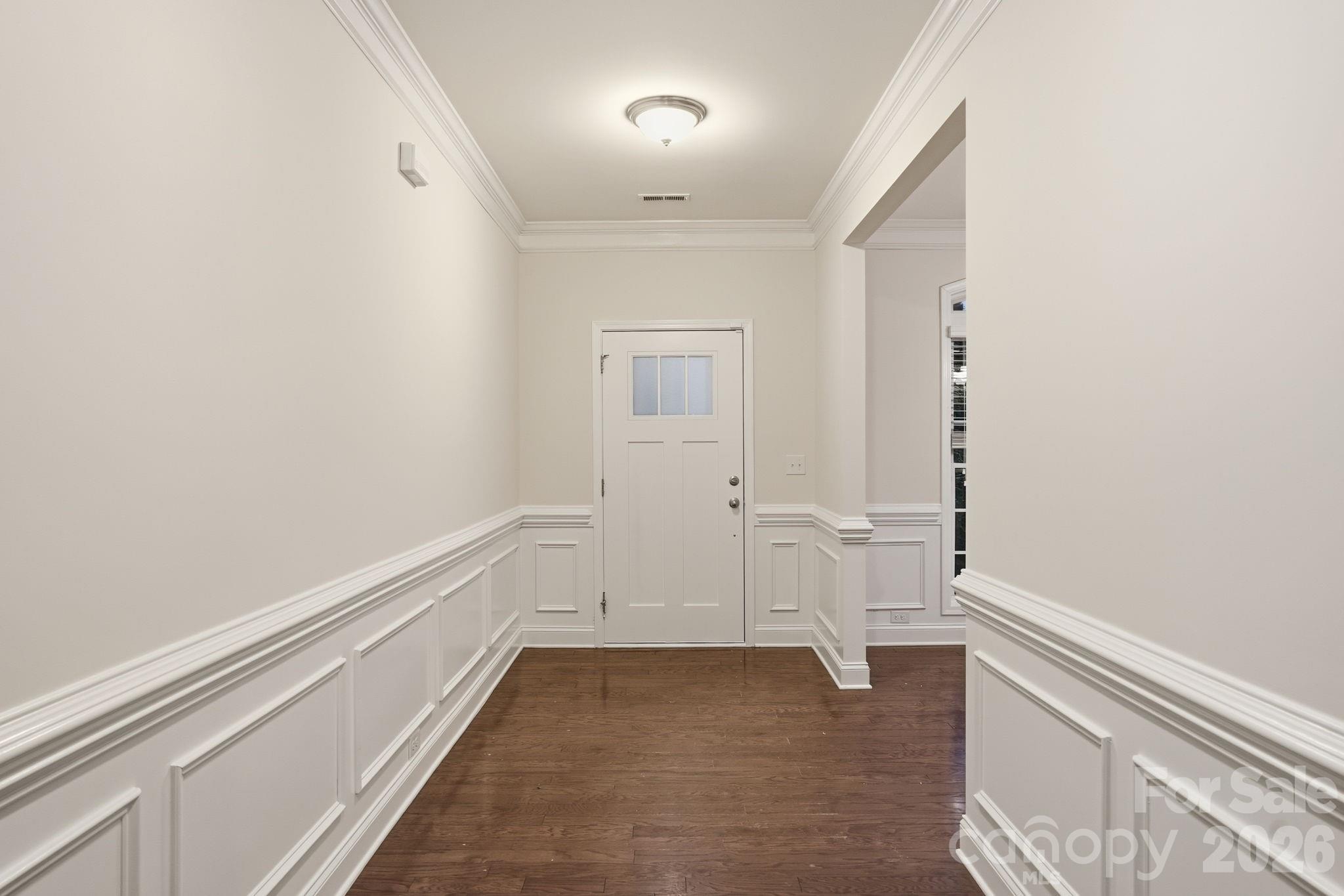 8924 Inverness Bay Road Charlotte, NC 28278 - Photo 5 of 40 Gallery Image 5