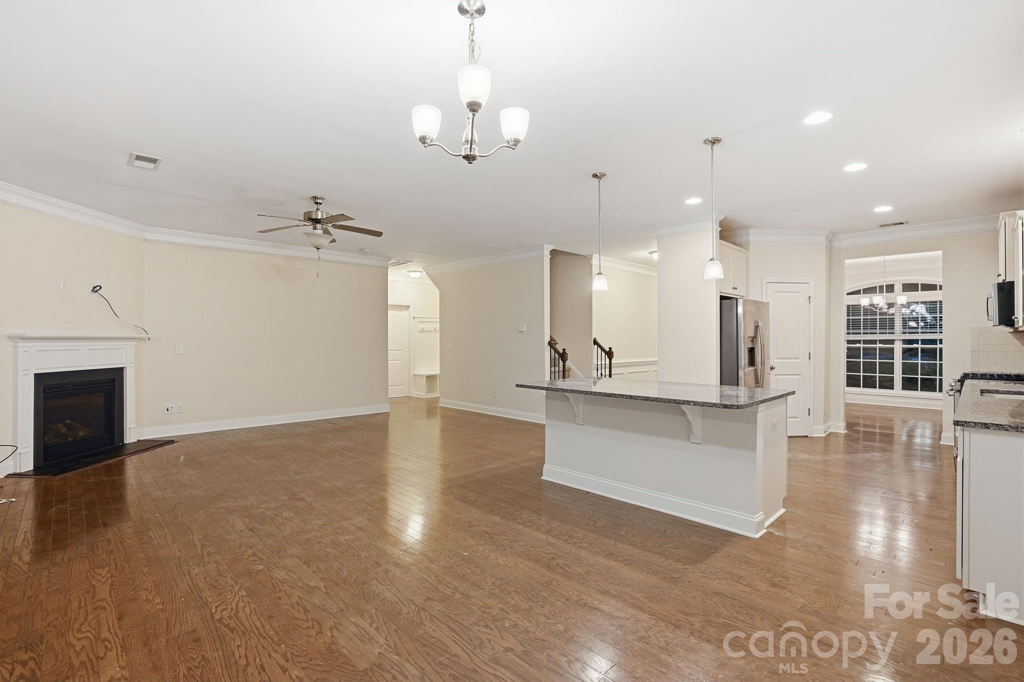 8924 Inverness Bay Road Charlotte, NC 28278 - Photo 6 of 40 Gallery Image 6