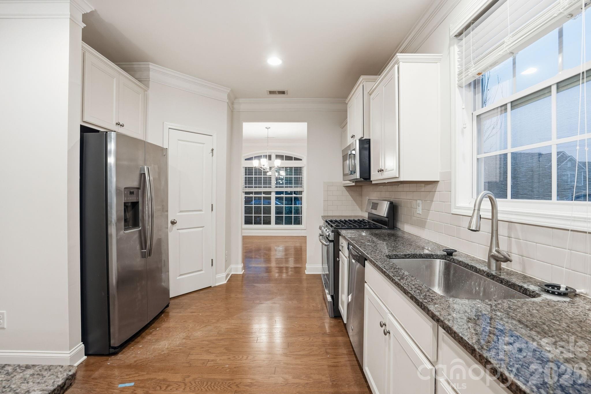 8924 Inverness Bay Road Charlotte, NC 28278 - Photo 7 of 40 Gallery Image 7