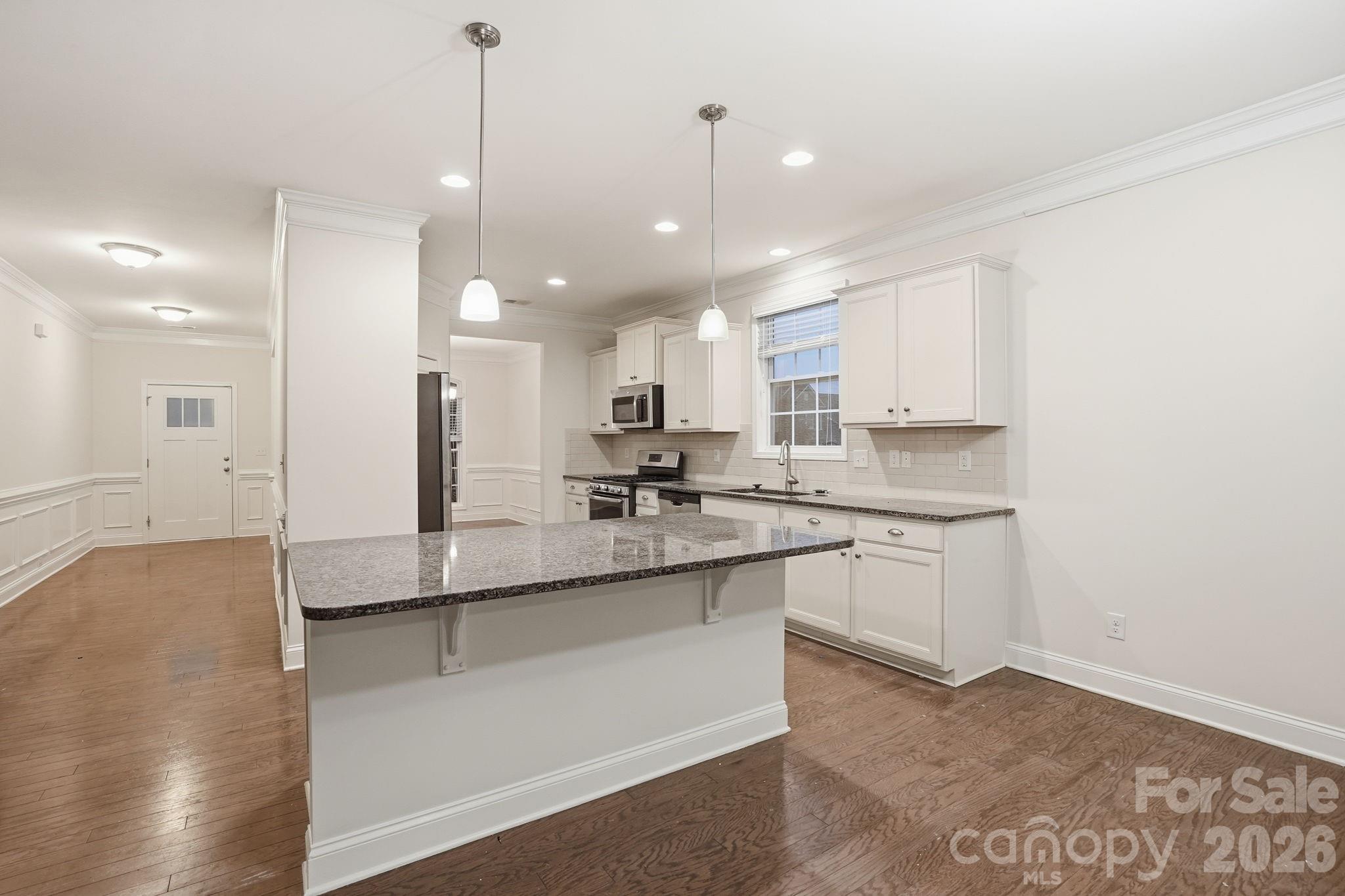 8924 Inverness Bay Road Charlotte, NC 28278 - Photo 8 of 40 Gallery Image 8