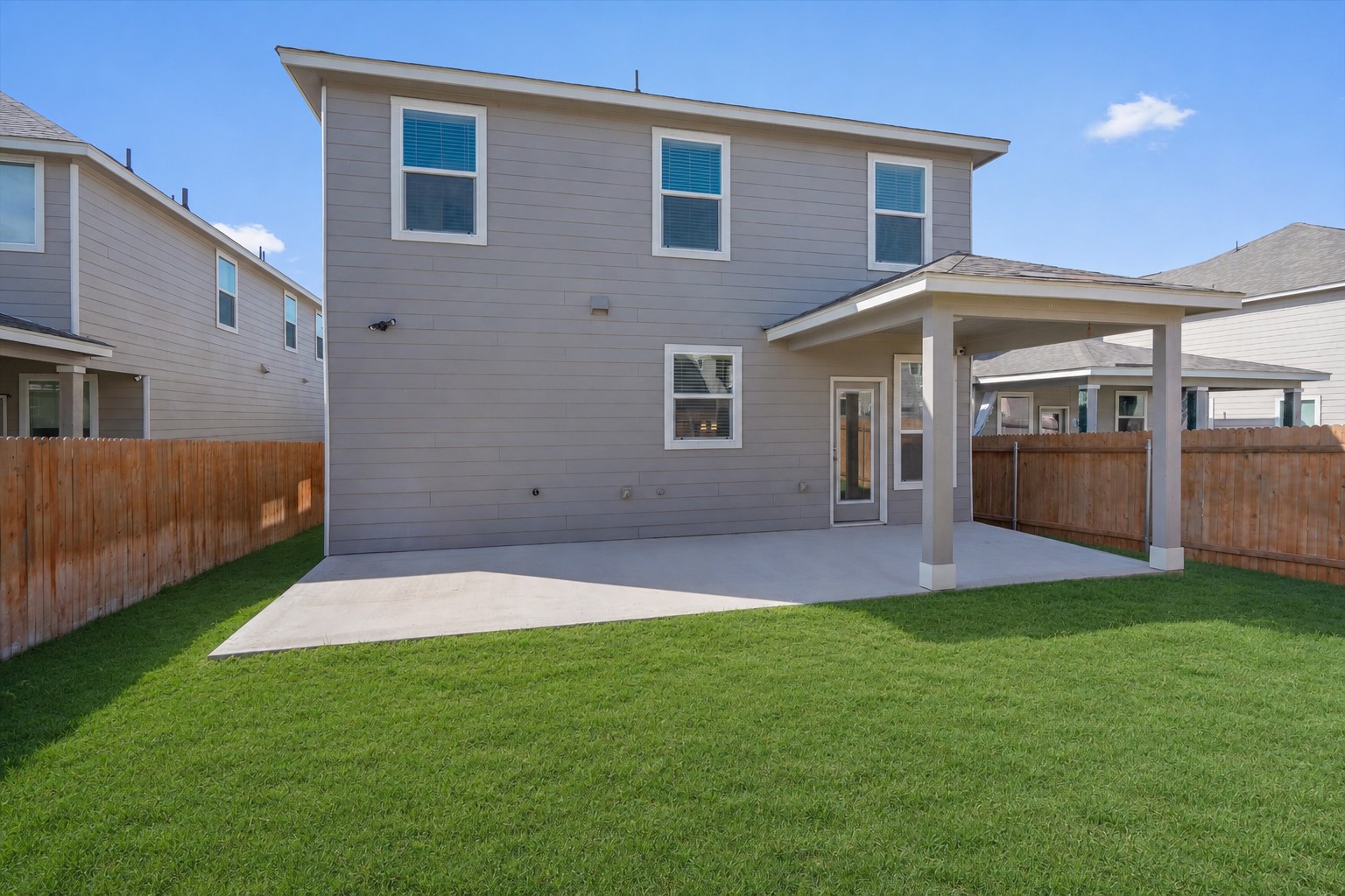1032 Santiam Street Georgetown, TX 78626 - Photo 37 of 40 grass color is digitally enhanced