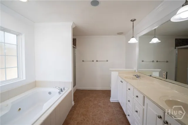 $2,400 | 28 Dunnoman Drive, Savannah, GA 31419