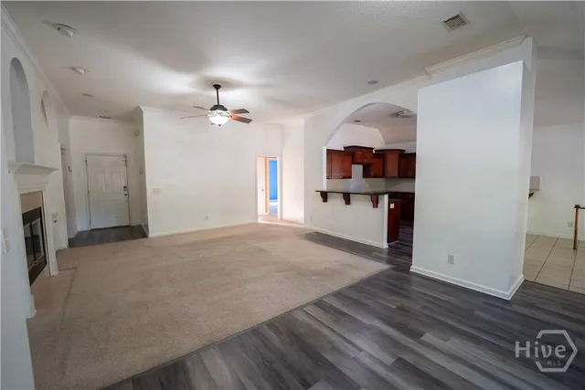 $2,400 | 28 Dunnoman Drive, Savannah, GA 31419