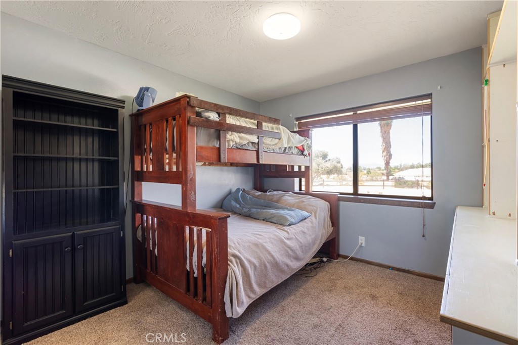 19954 Tinne Road Apple Valley, CA 92307 - Photo 27 of 54