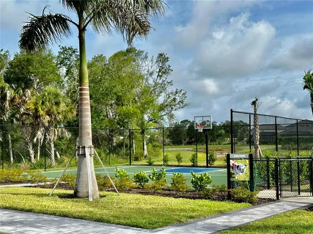 $3,100 | 15109 Shady Palms Lane, Nokomis, FL 34275