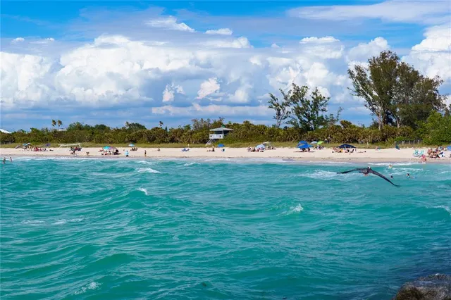 $3,100 | 15109 Shady Palms Lane, Nokomis, FL 34275