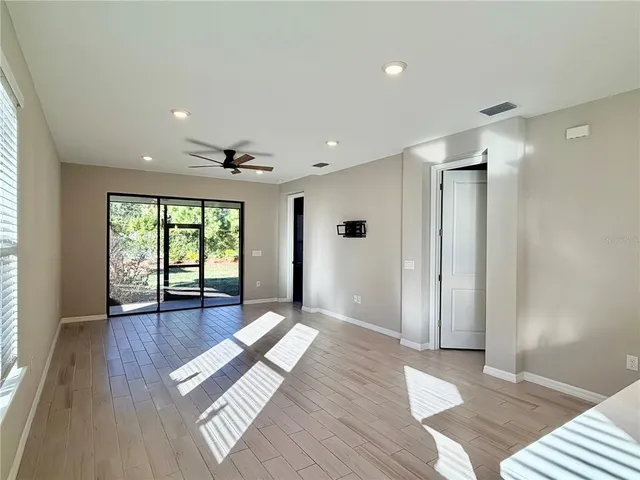 $3,100 | 15109 Shady Palms Lane, Nokomis, FL 34275