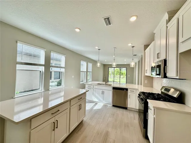 $3,200 | 15109 Shady Palms Lane, Nokomis, FL 34275