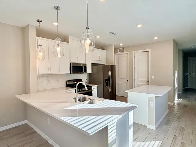 $3,100 | 15109 Shady Palms Lane, Nokomis, FL 34275