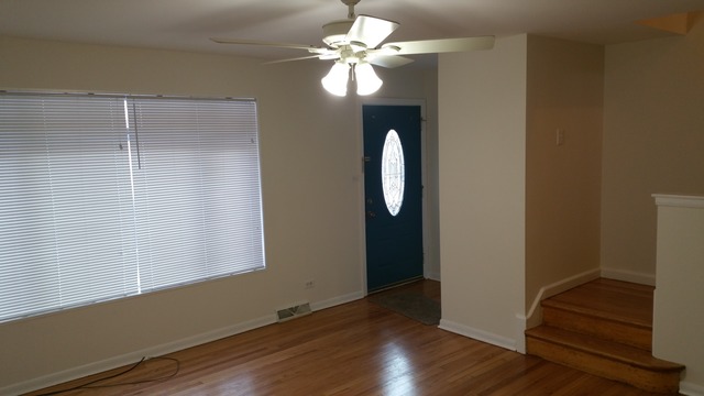 9525 Gross Point Road, Unit C Skokie, IL 60076 - Photo 2 of 14