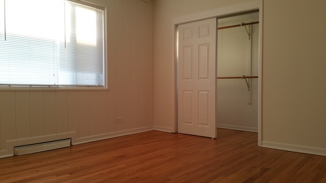 9525 Gross Point Road, Unit C Skokie, IL 60076 - Photo 12 of 14