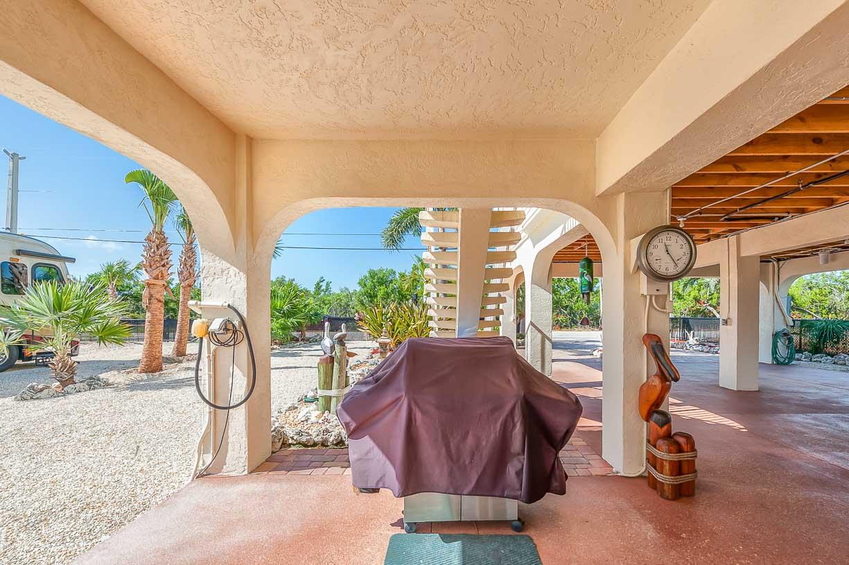 153 Indies Road Summerland Key, FL 33042 - Photo 27 of 45 Downstairs