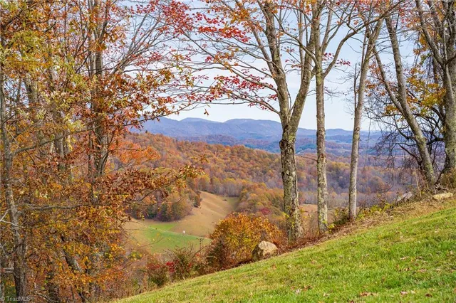 $112,837 | 3 Mayito Lane, Mouth Of Wilson, VA 24363