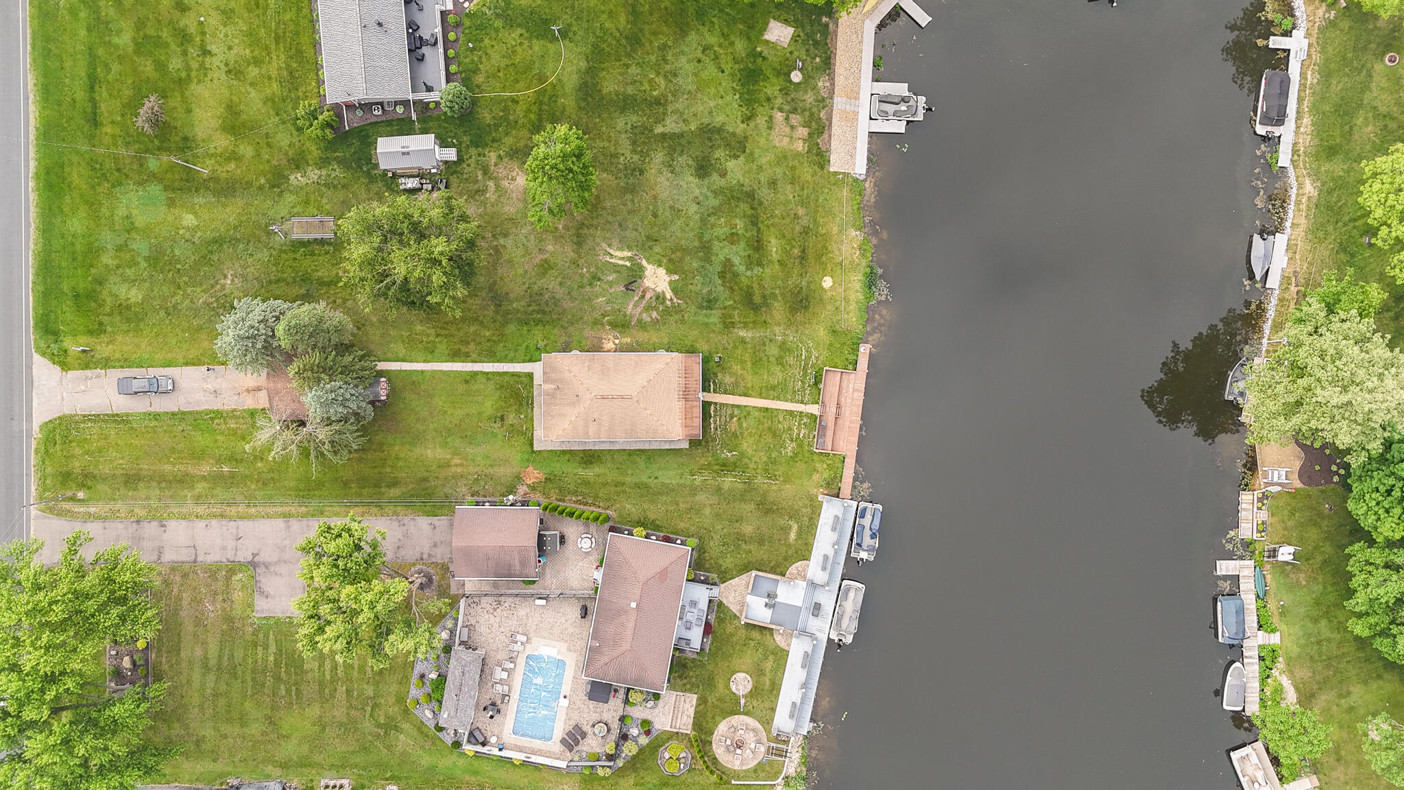 46217 County Road 352 Decatur, MI 49045 - Photo 4 of 31 dji_fly_20250606_082452_0259_17492128672