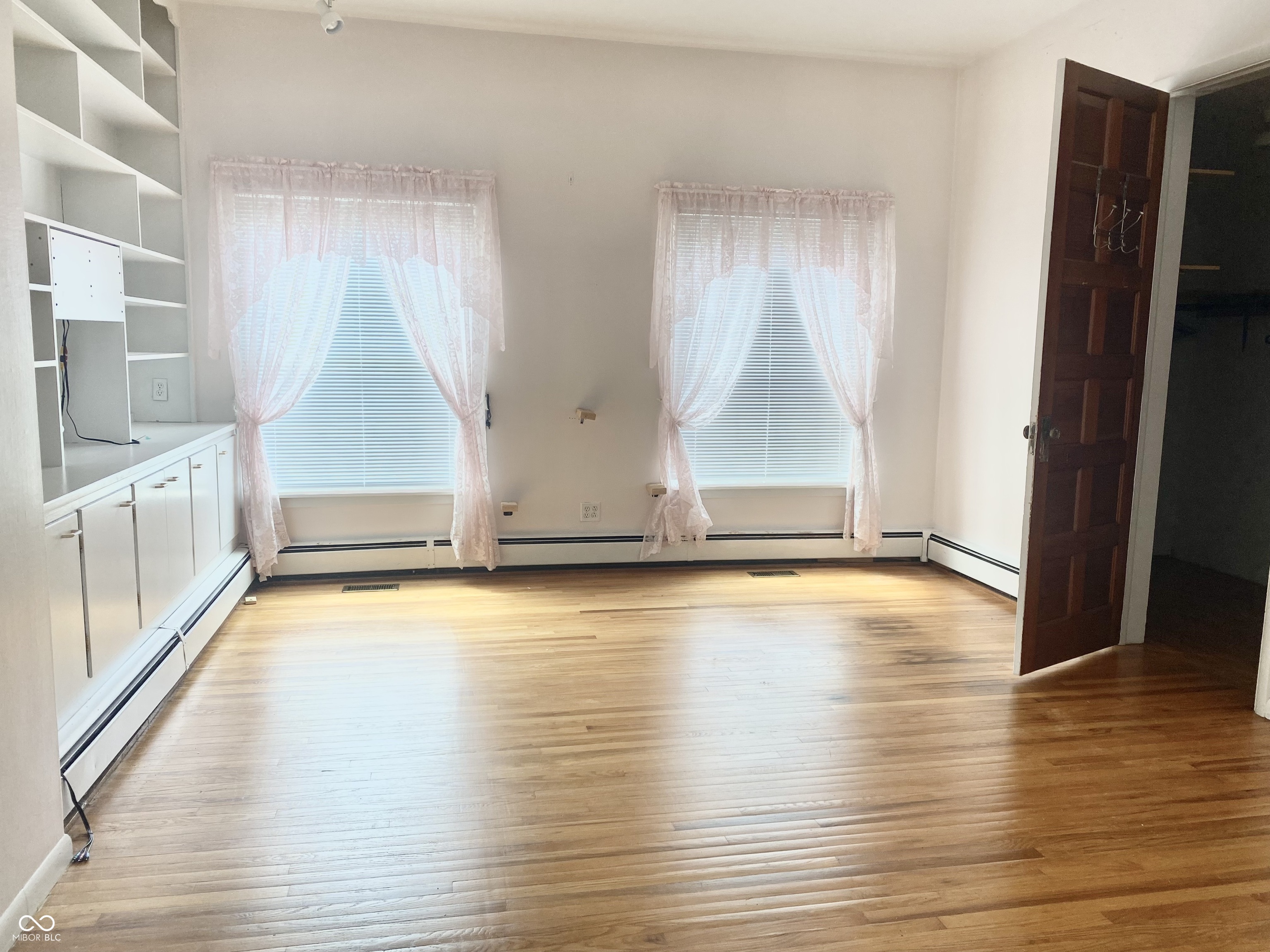 314 West Washington Street Sullivan, IN 47882 - Photo 6 of 21