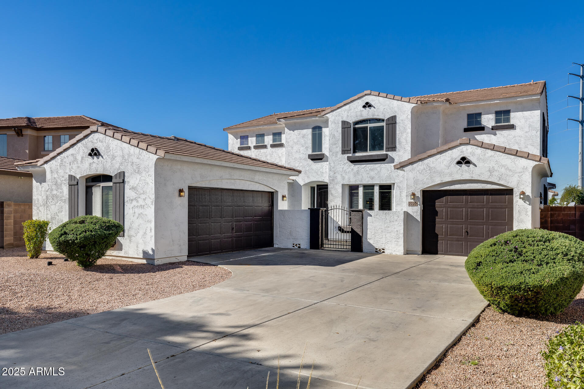 7720 South 22nd Lane Phoenix, AZ 85041 - Photo 11 of 82