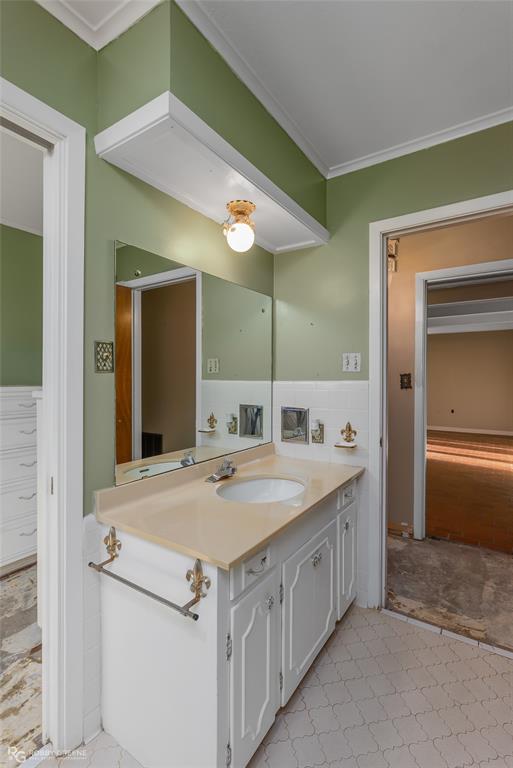 2534 Highway 146 Homer, LA 71040 - Photo 18 of 38 Primary Bathroom