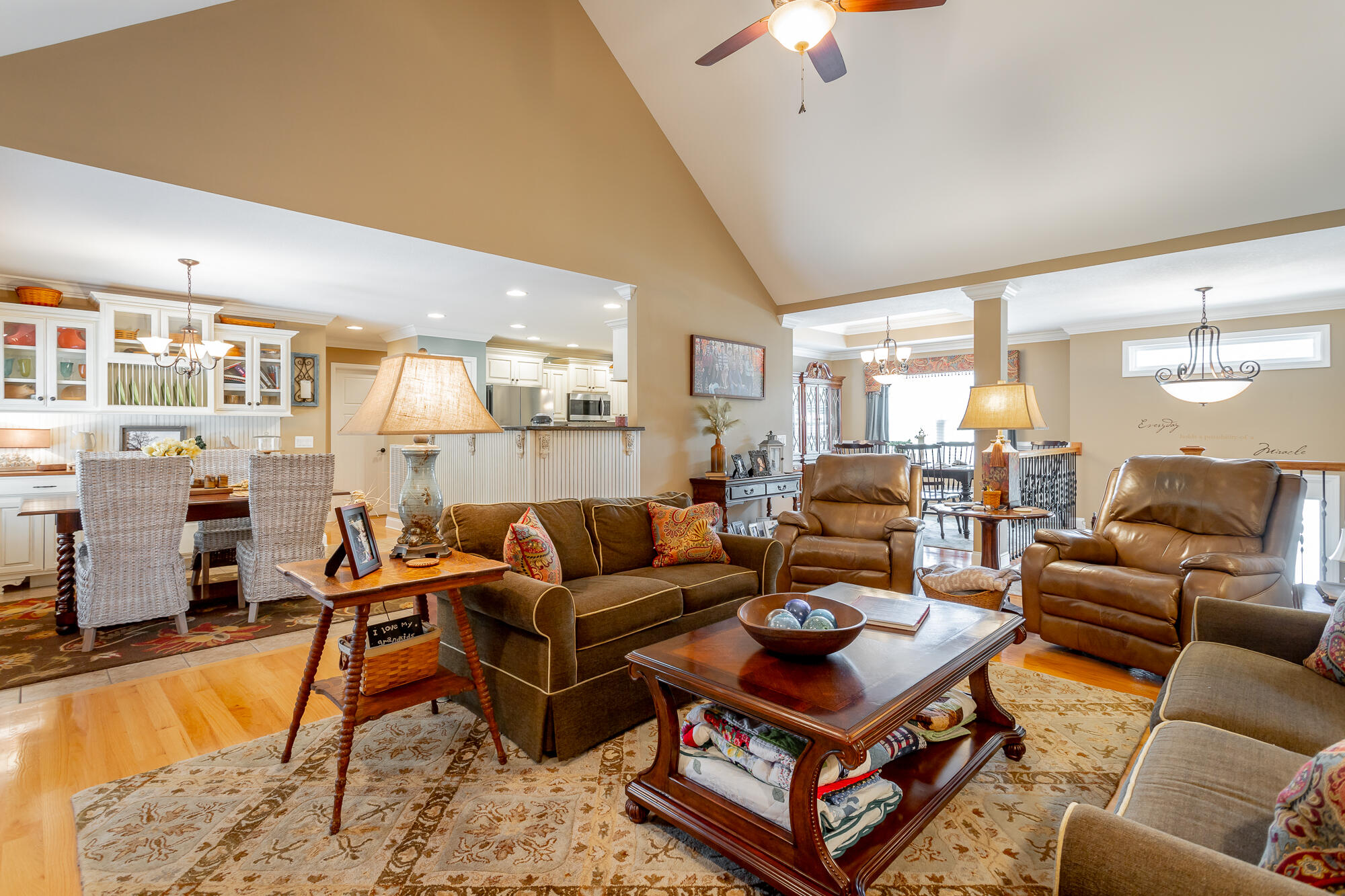298 Live Oak Road Ringgold, GA 30736 - Photo 12 of 38 Living Room