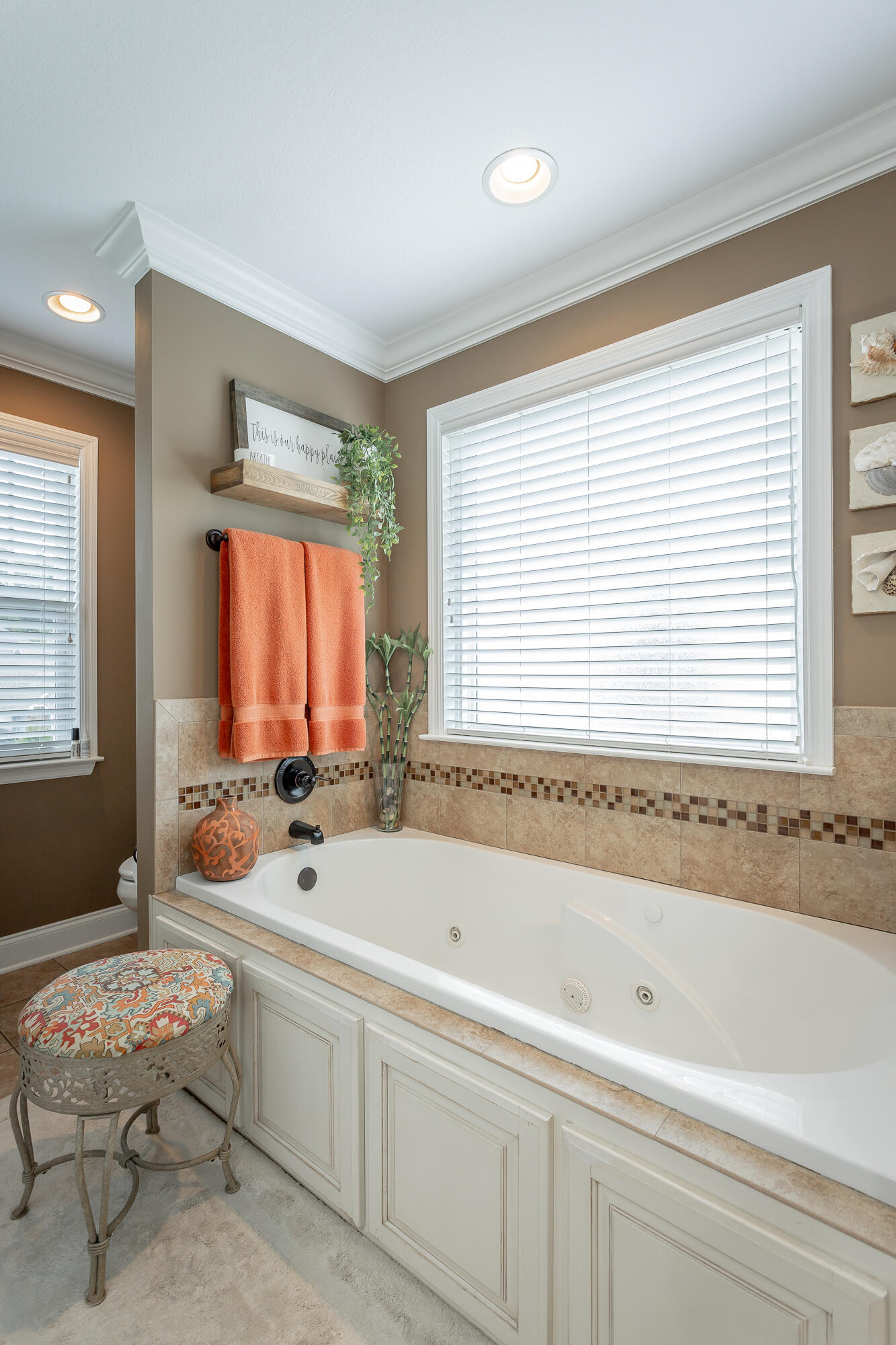 298 Live Oak Road Ringgold, GA 30736 - Photo 29 of 38 Bathroom