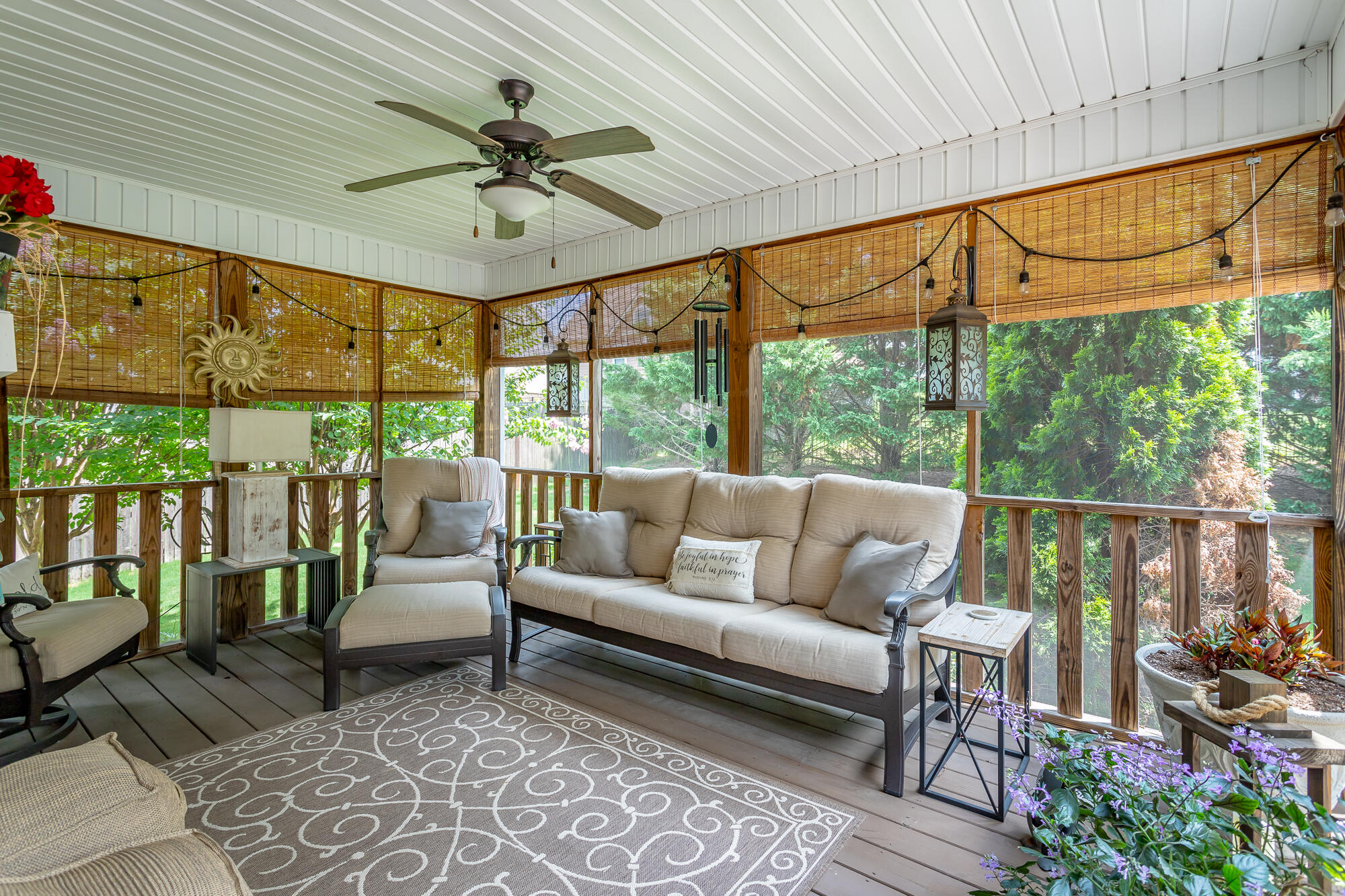 298 Live Oak Road Ringgold, GA 30736 - Photo 4 of 38 Lounge area