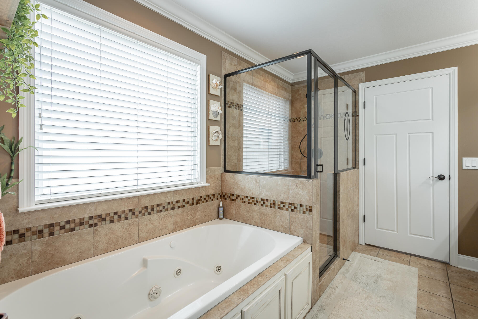 298 Live Oak Road Ringgold, GA 30736 - Photo 6 of 38 Bathroom