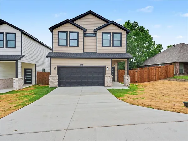 $339,000 | 3111 Karen Street, Fort Worth, TX 76116