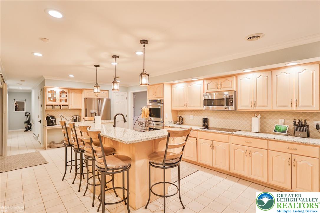 1147 Jacobsburg Road Wind Gap, PA 18091 - Photo 16 of 70