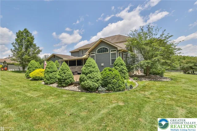 $925,000 | 1147 Jacobsburg Road, Wind Gap, PA 18091