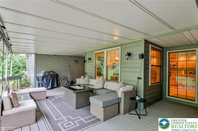 $925,000 | 1147 Jacobsburg Road, Wind Gap, PA 18091