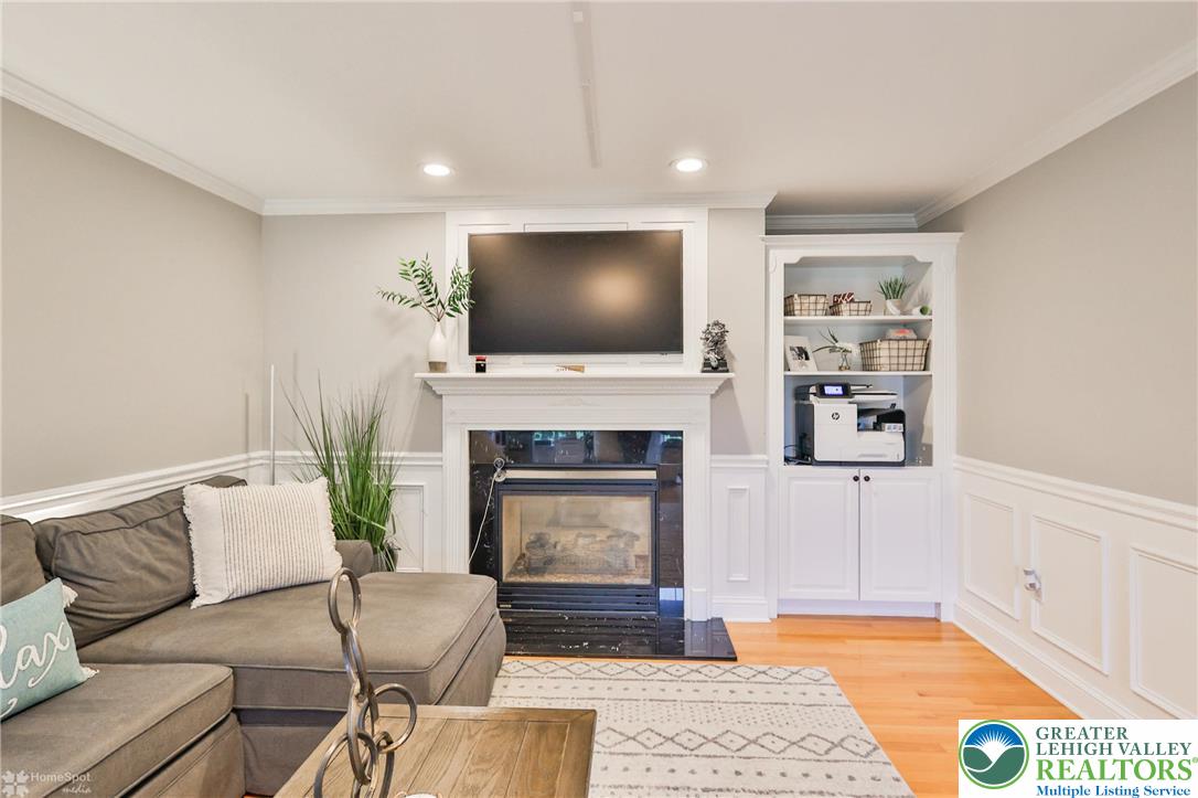 1147 Jacobsburg Road Wind Gap, PA 18091 - Photo 9 of 70