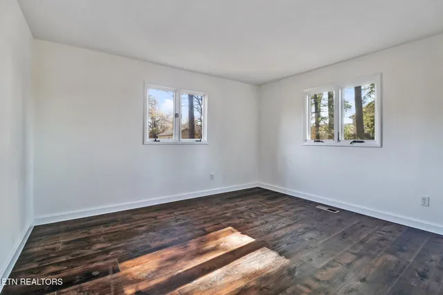 $314,900 | 1651 Pennsylvania Avenue, Jamestown, TN 38556