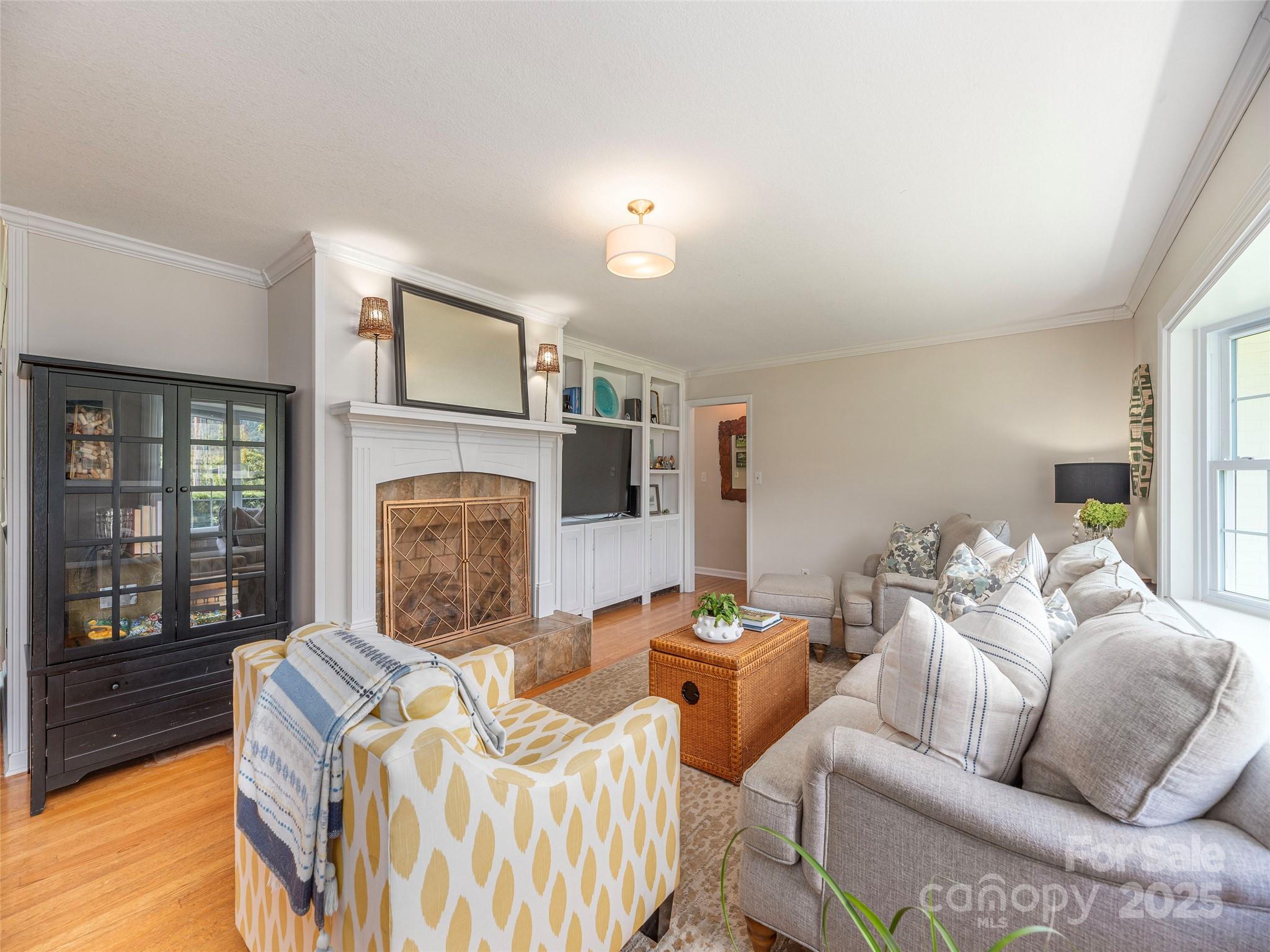 868 Mulberry Street Clyde, NC 28721 - Photo 9 of 30