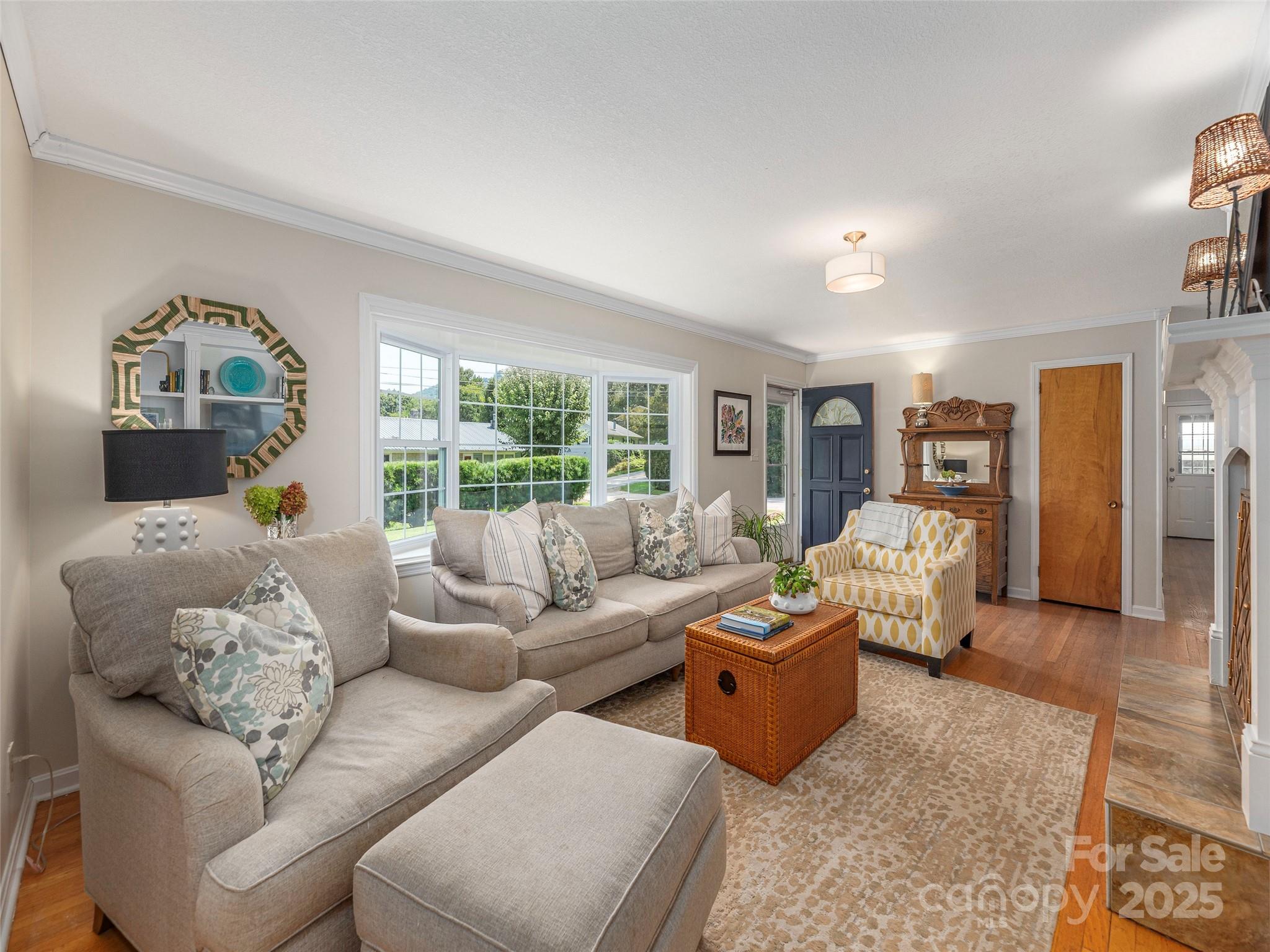 868 Mulberry Street Clyde, NC 28721 - Photo 10 of 30