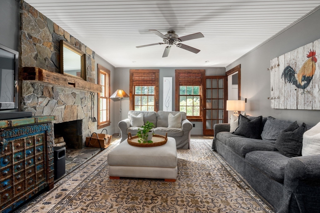 23 Everett Street Sherborn, MA 01770 - Photo 11 of 41