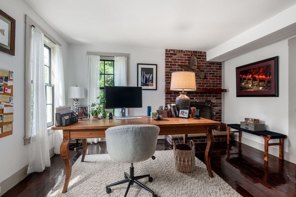 23 Everett Street Sherborn, MA 01770 - Photo 15 of 41