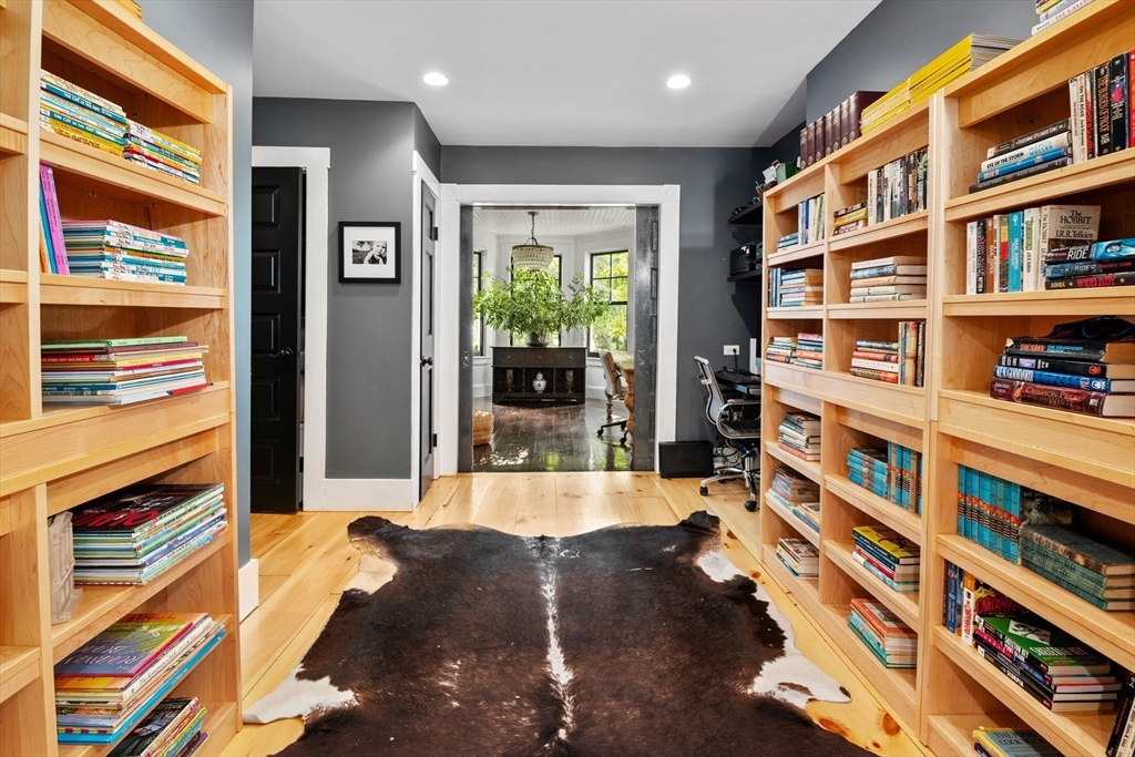 23 Everett Street Sherborn, MA 01770 - Photo 35 of 41