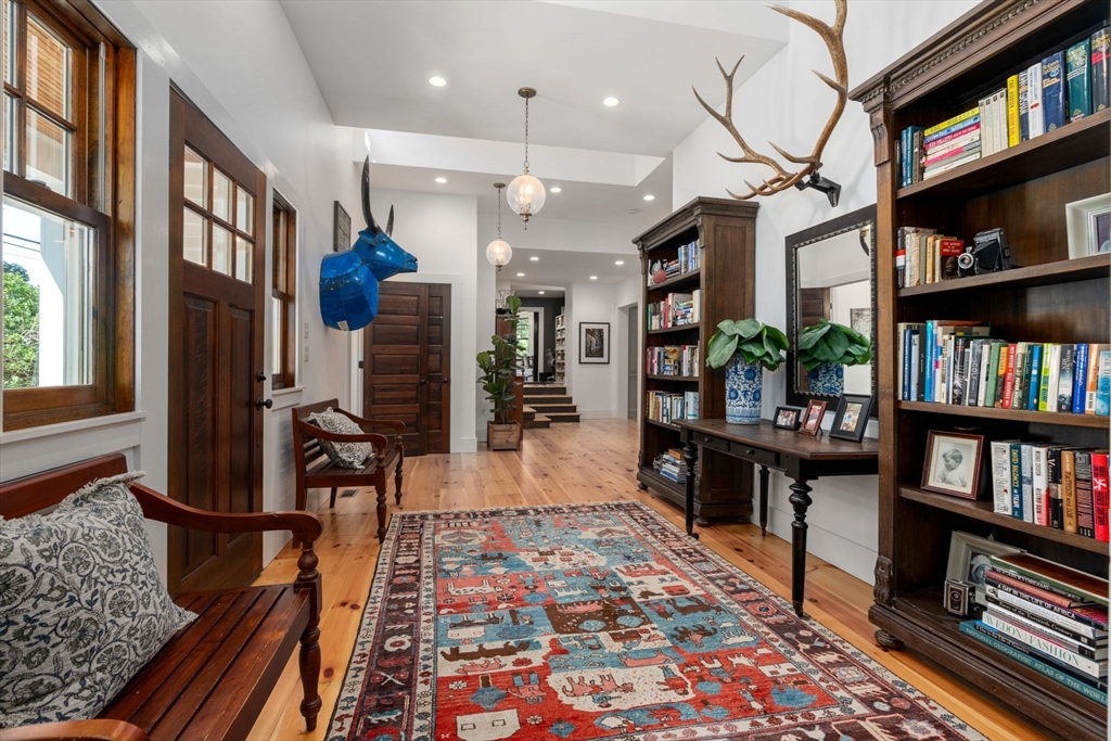 23 Everett Street Sherborn, MA 01770 - Photo 4 of 41