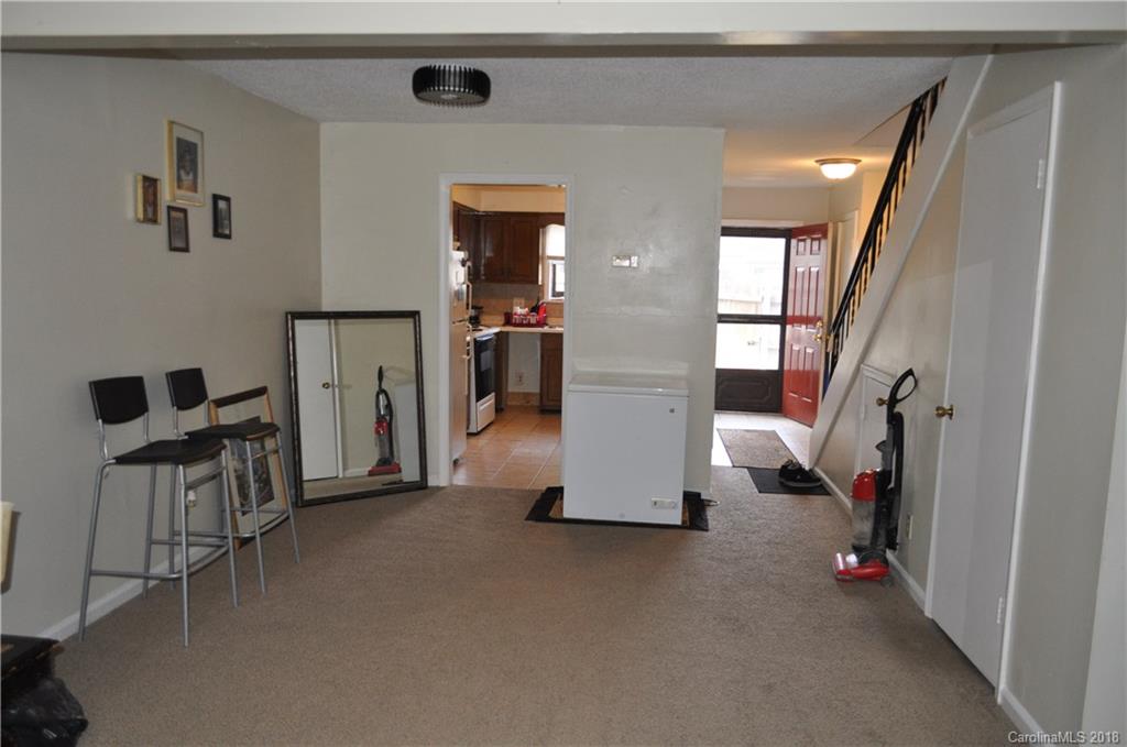 5829 Hunting Ridge Lane, Unit A Charlotte, NC 28212 - Photo 2 of 19 Gallery Image 2
