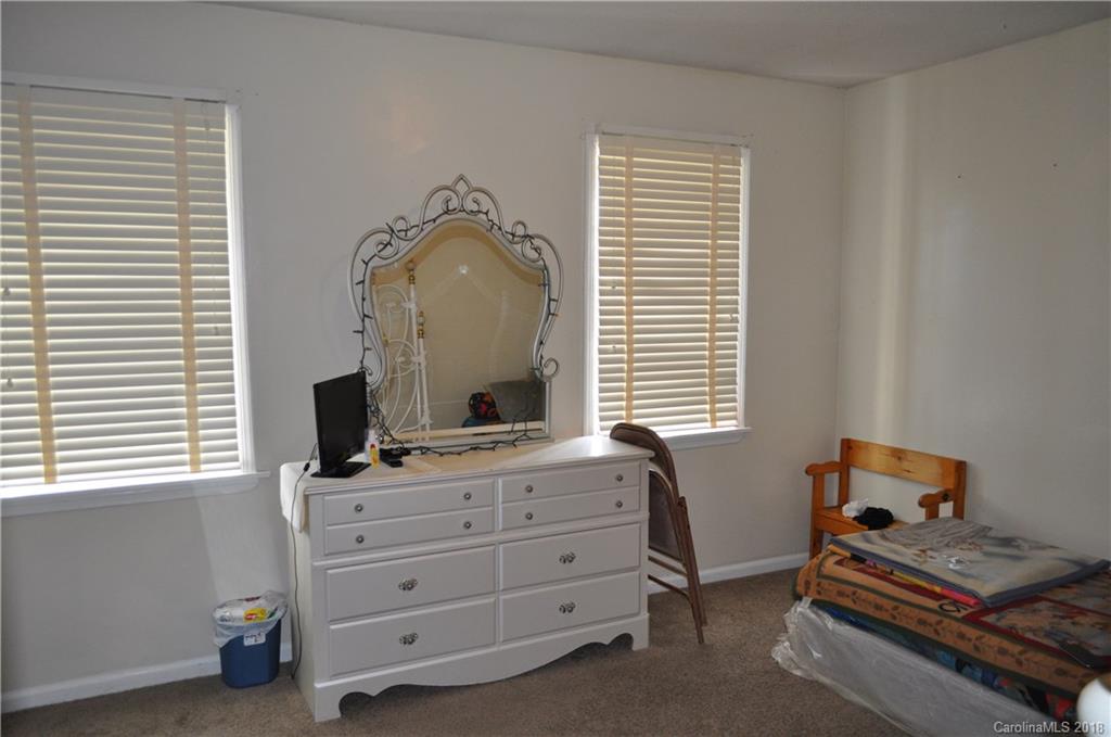 5829 Hunting Ridge Lane, Unit A Charlotte, NC 28212 - Photo 11 of 19 Gallery Image 11