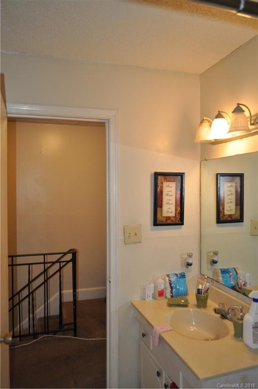 5829 Hunting Ridge Lane, Unit A Charlotte, NC 28212 - Photo 12 of 19 Gallery Image 12