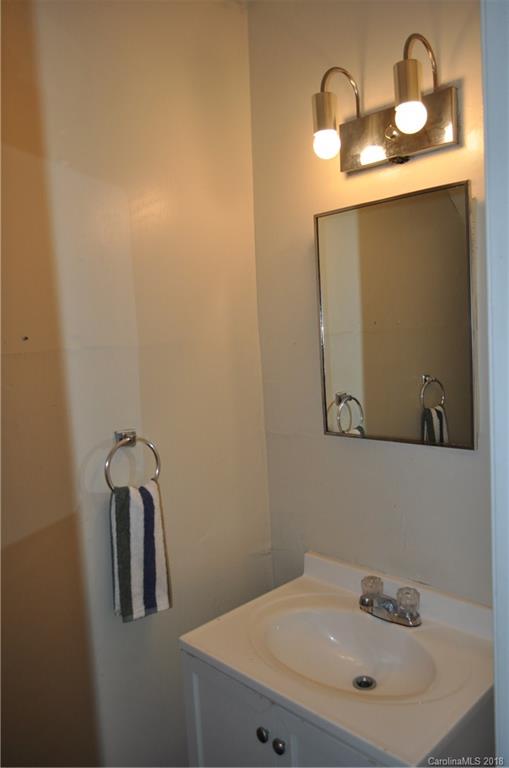 5829 Hunting Ridge Lane, Unit A Charlotte, NC 28212 - Photo 10 of 19 Gallery Image 10