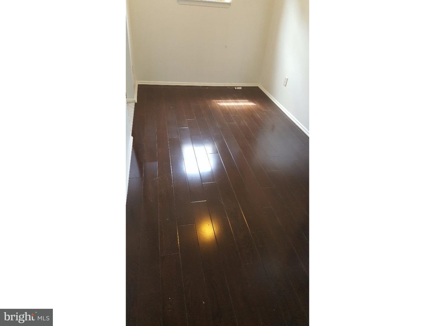 9461 Woodbridge Road Philadelphia, PA 19114 - Photo 8 of 11