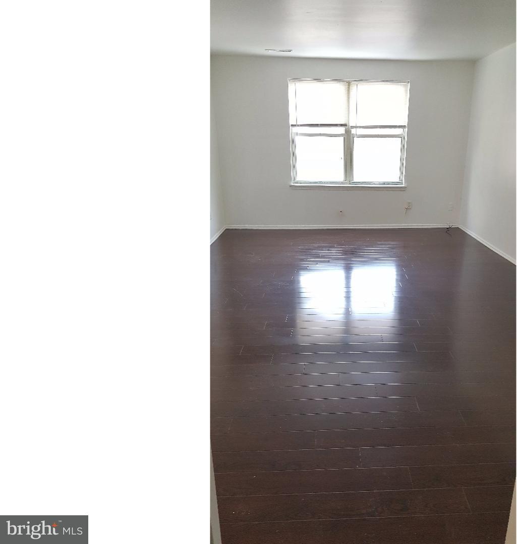 9461 Woodbridge Road Philadelphia, PA 19114 - Photo 9 of 11