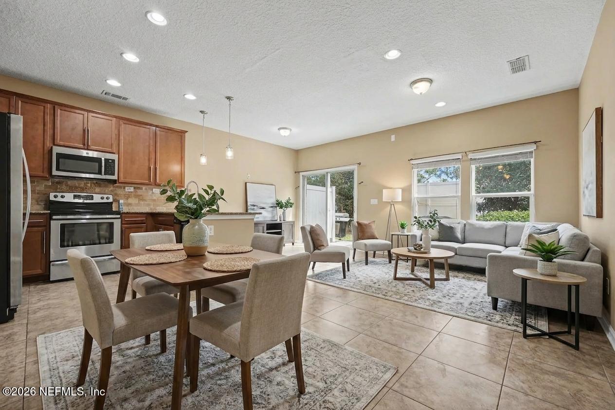 1591 Landau Road Jacksonville, FL 32225 - Photo 2 of 34 VS Living Room