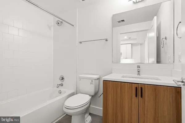 $3,250 | 5230 Georgia Avenue Northwest, Unit 406, Washington, DC 20011