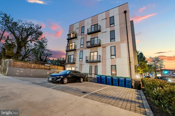 $3,250 | 5230 Georgia Avenue Northwest, Unit 406, Washington, DC 20011