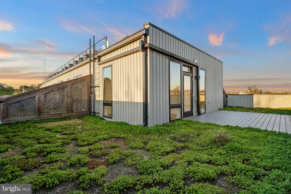 $3,250 | 5230 Georgia Avenue Northwest, Unit 406, Washington, DC 20011