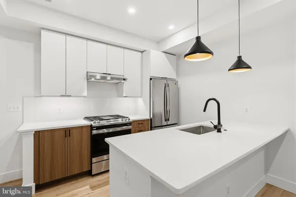 $3,250 | 5230 Georgia Avenue Northwest, Unit 406, Washington, DC 20011